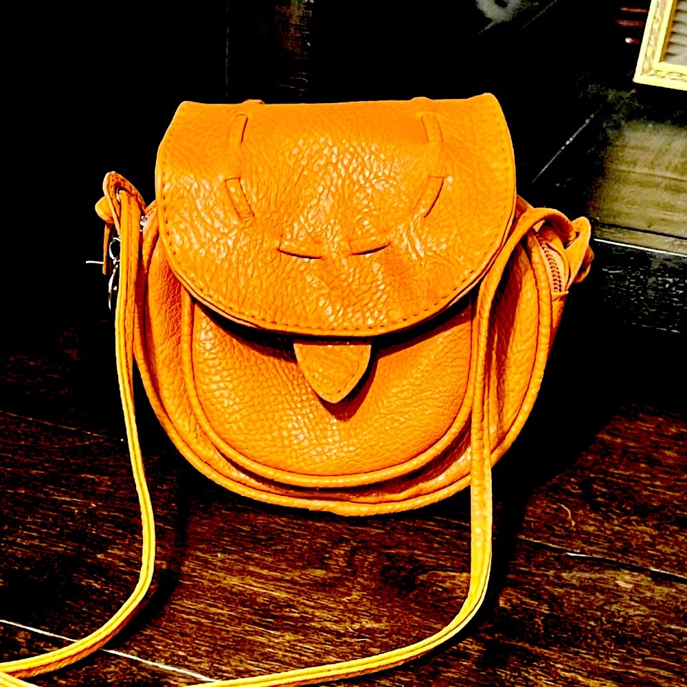 Crossbody purse - Orange Tan - teens